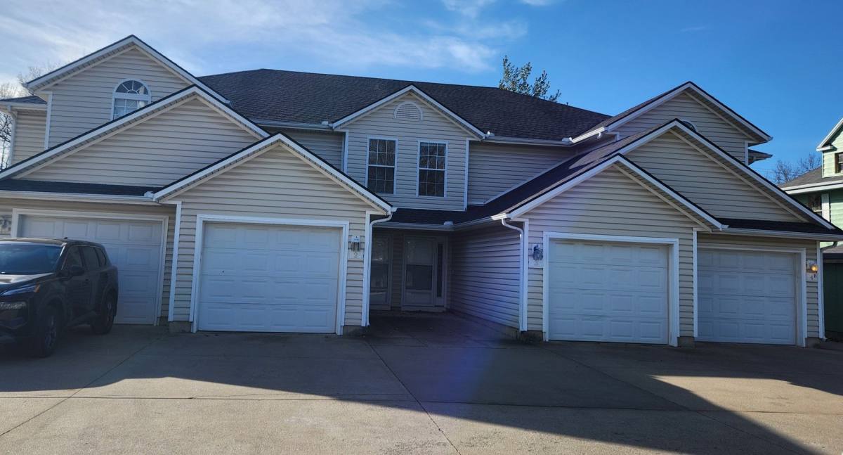 Apartment for rent at 115 Polk St, Warrensburg, MO 64093