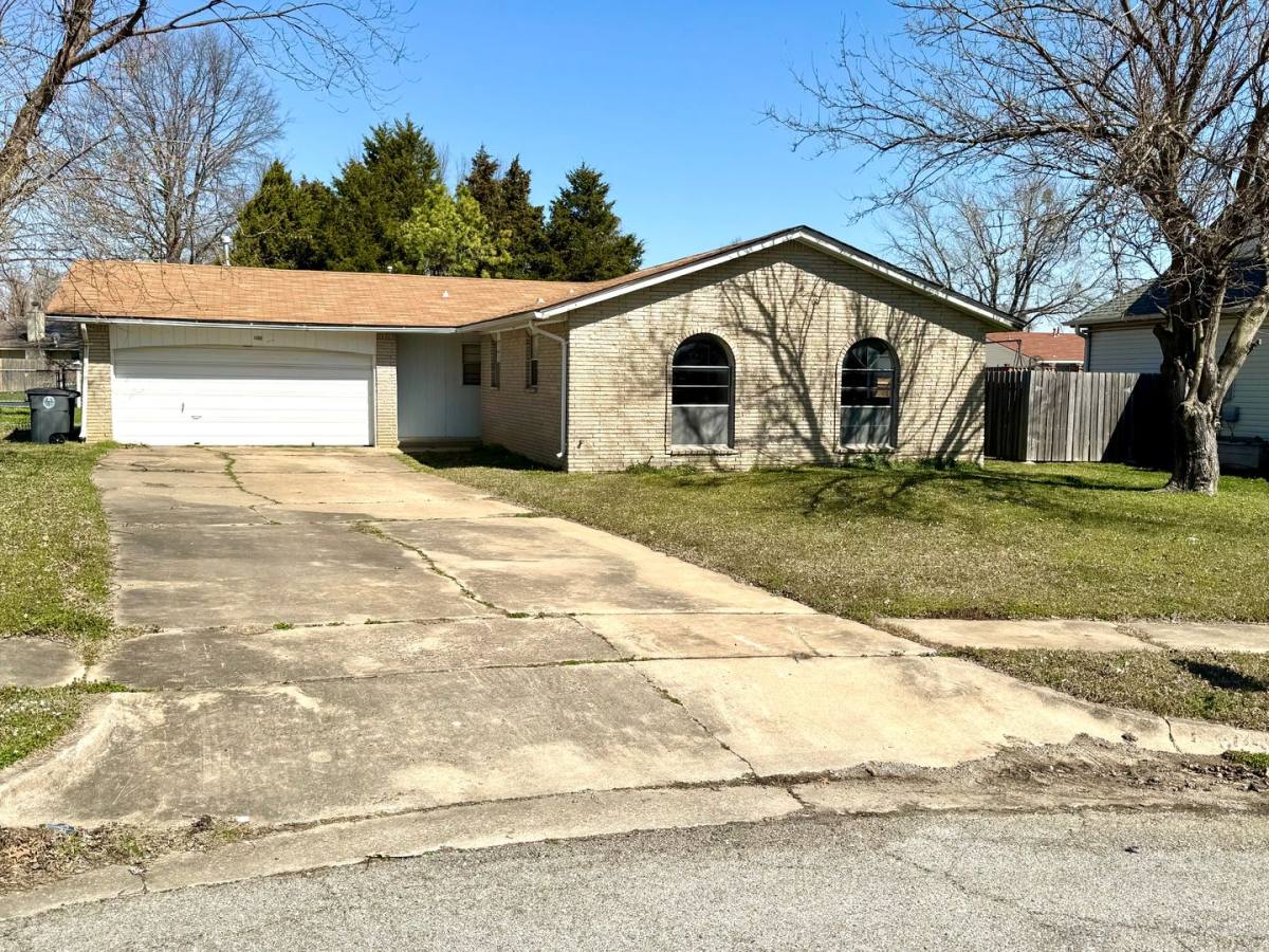 House for rent at 16605 E 4th St, Tulsa, OK 74108