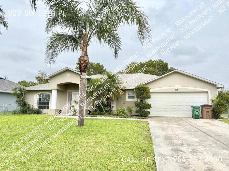 House for rent at 909 SW 10th Place, Cape Coral, FL 33991