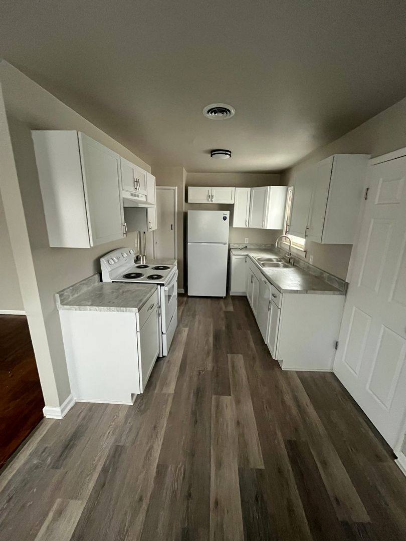 House for rent at 304 W 47th St N, Tulsa, OK 74126