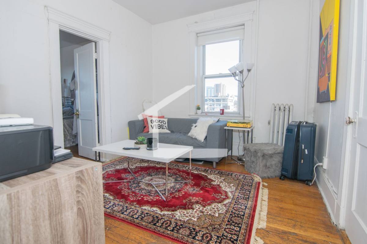 Apartment for rent at 48 Brighton Ave, Allston, MA 02134