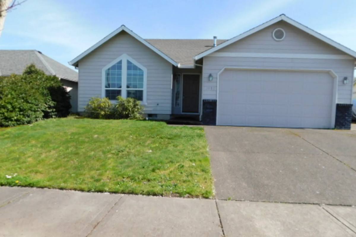 House for rent at 1483 S 6th St, Independence, OR 97351