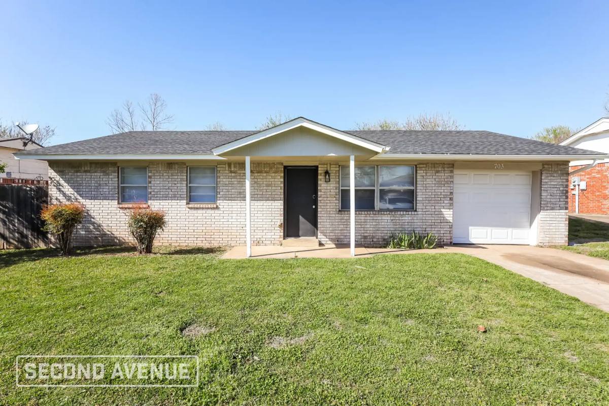 House for rent at 703 Willis St, Noble, OK 73068