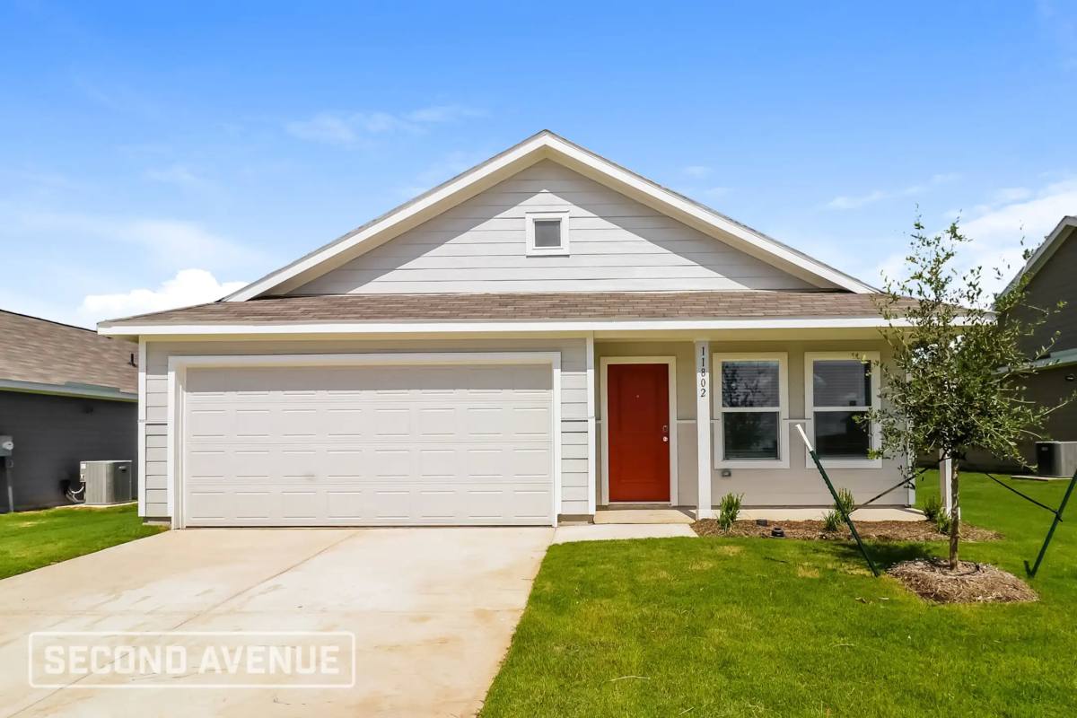 House for rent at 11802 Forest Lawn Rd, Justin, TX 76247