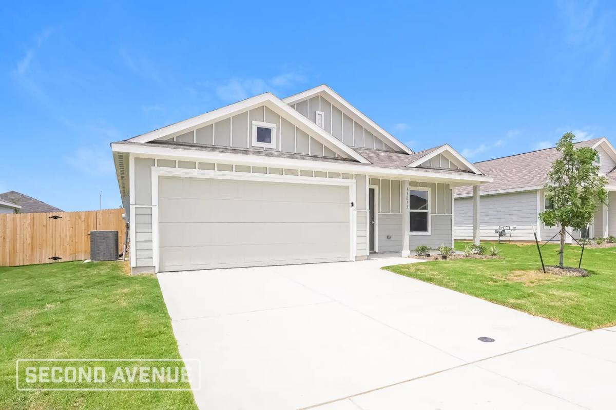 House for rent at 11815 Arkoma Dr, Justin, TX 76247