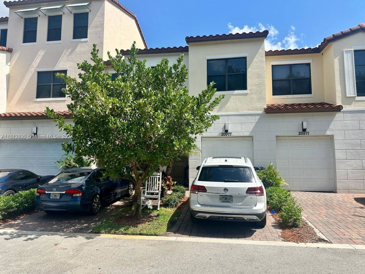 Townhouse for rent at 20977 NW 1st St #1, Hollywood, FL 33029