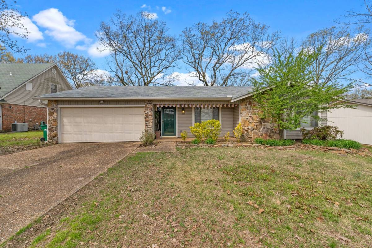 House for rent at 33 Donnell Dr, Sherwood, AR 72120