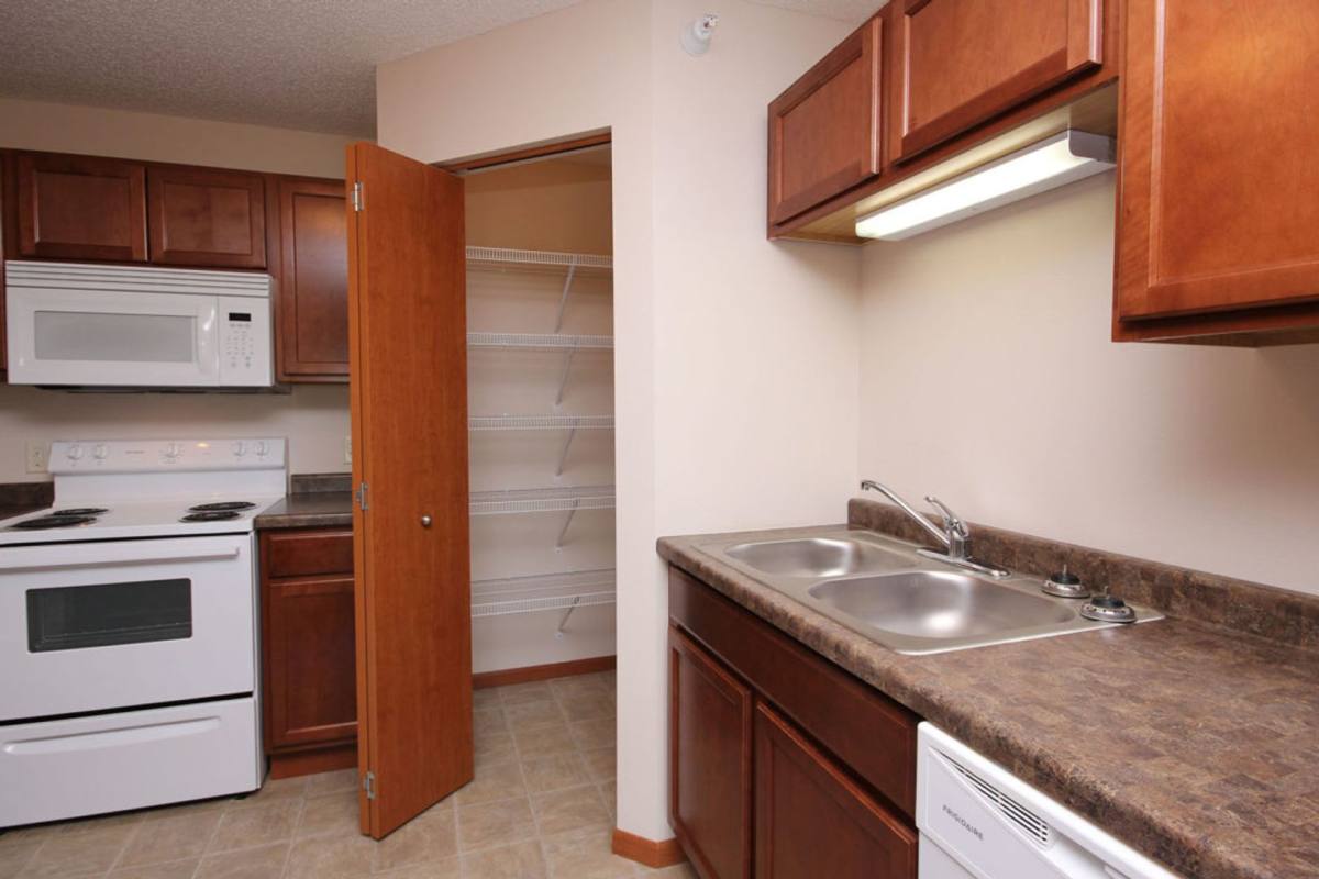 Apartment for rent at 4541 & 4727 Arbor Crossing SE, Alexandria, MN 56308