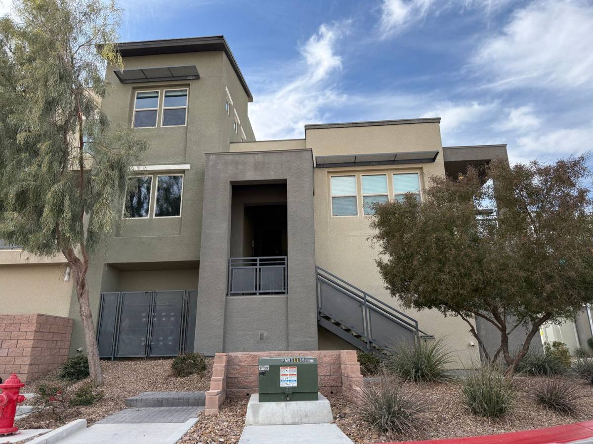 Condo for rent at 11231 Hidden Peak Ave, Las Vegas, NV 89135