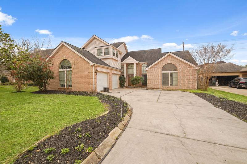 House for rent at 1018 Meadowlark Lane, Sugar Land, TX 77478