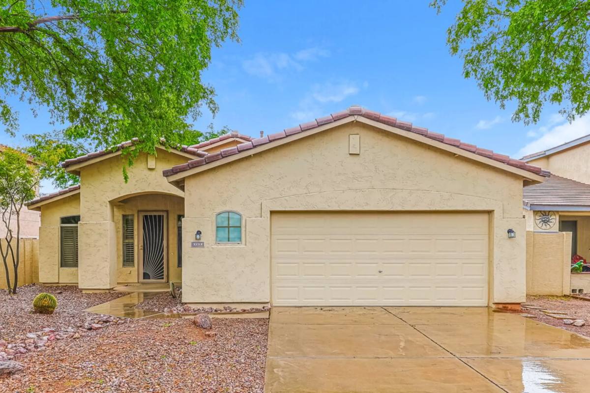 House for rent at 1711 E Bruce Ave, Gilbert, AZ 85234