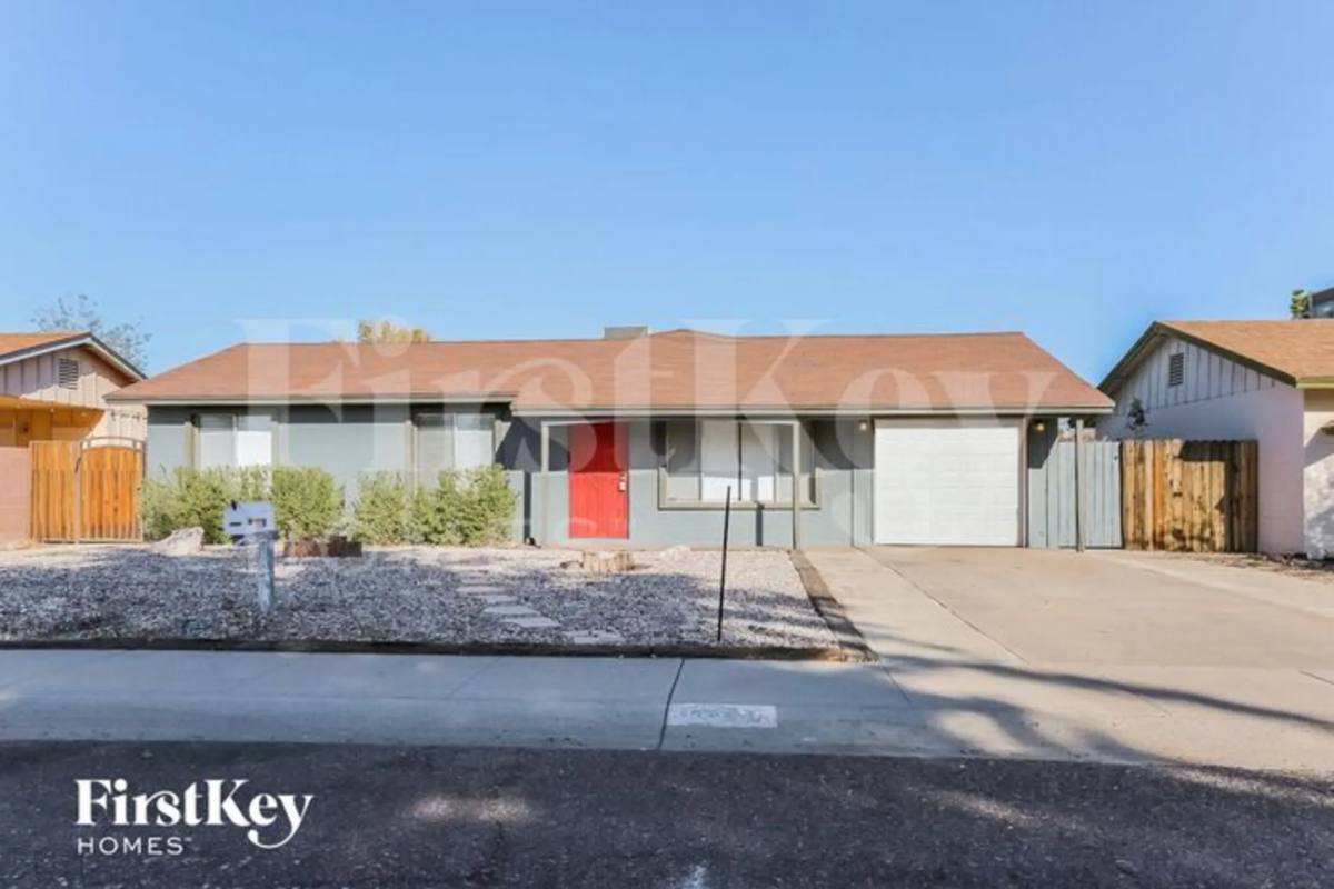 House for rent at 14801 N 37th Place, Phoenix, AZ 85032