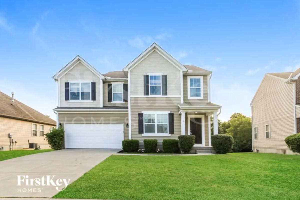 House for rent at 1827 Prairie Clover Dr, Lebanon, OH 45036