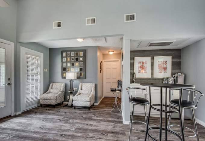 Apartment for rent at 3560 Country Square Dr, Carrollton, TX 75006