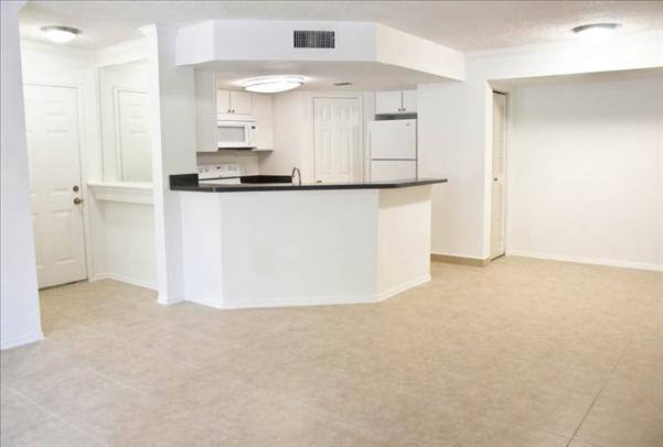 Apartment for rent at St Andrews at Winston Park, 5400 Lynons Rd, Pompano Beach, FL 33073