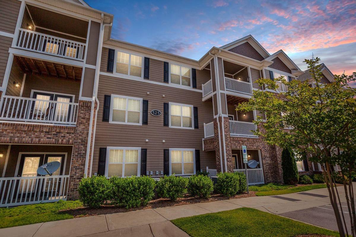Apartment for rent at The Astoria Apartment Homes, 405 Grand Wailea Dr, Hope Mills, NC 28348