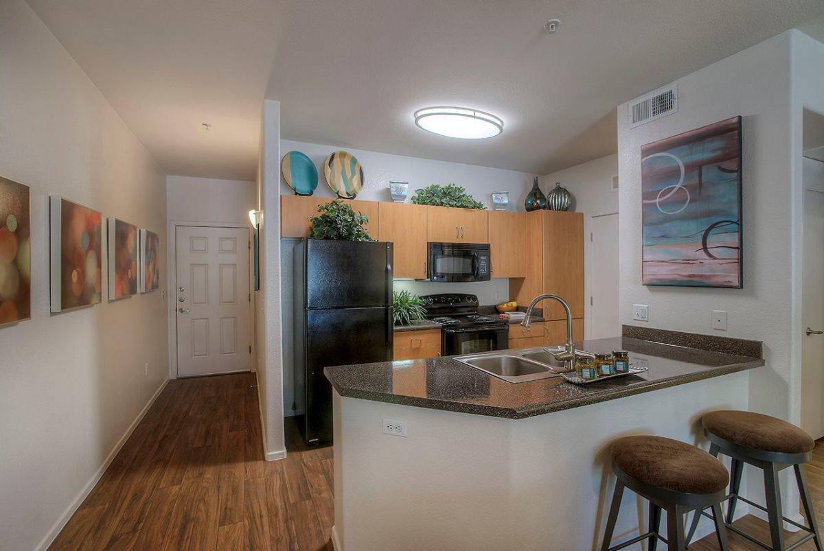 Apartment for rent at 110 W Bell Rd, Phoenix, AZ 85023