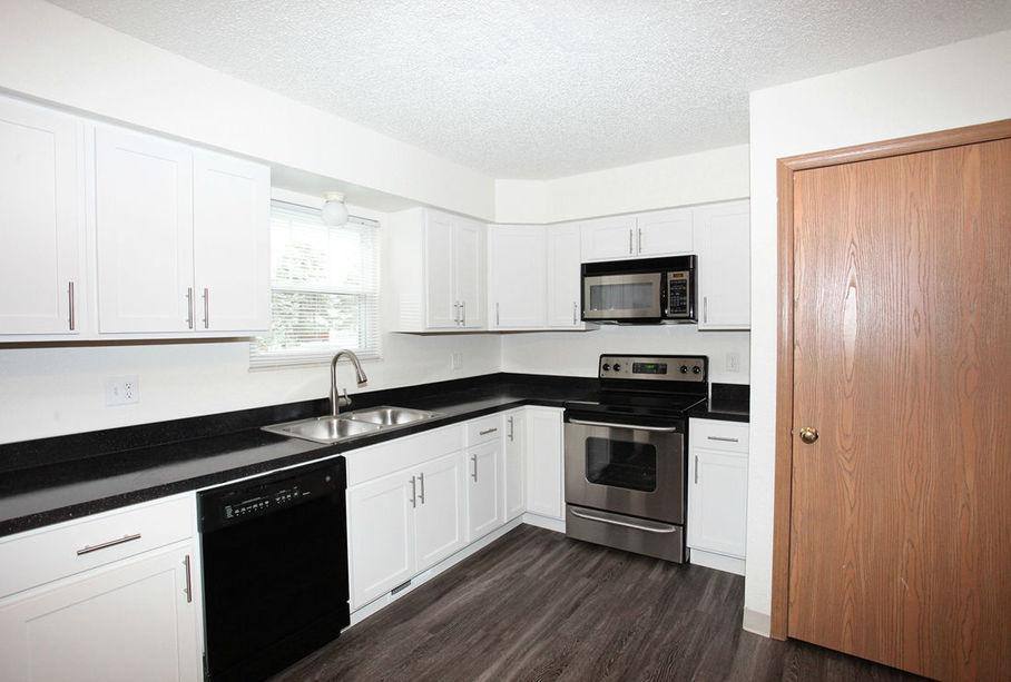 Townhouse for rent at 900 Sturbridge Dr, Medina, OH 44256