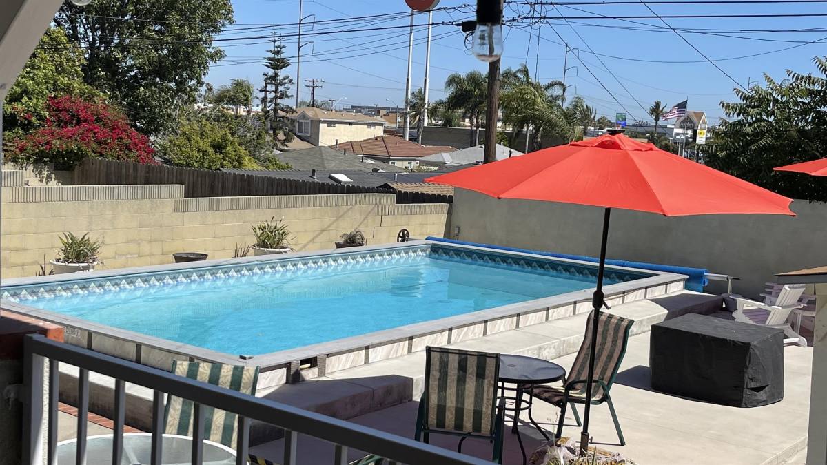 House for rent at 5138 W 141st St, Hawthorne, CA 90250