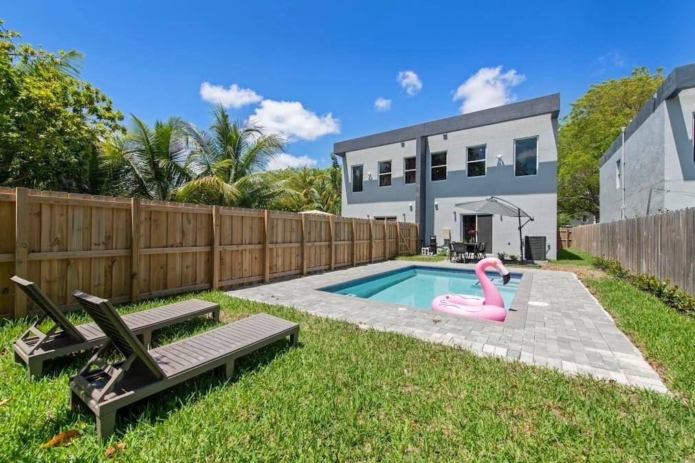 Townhouse for rent at 5127 NW 5th Ave, Miami, FL 33127