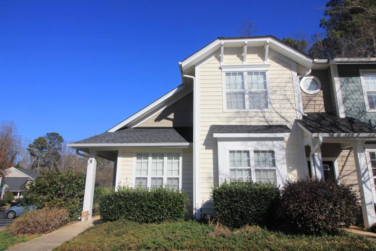 Townhouse for rent at 2201 Valley Haven Dr, Raleigh, NC 27603