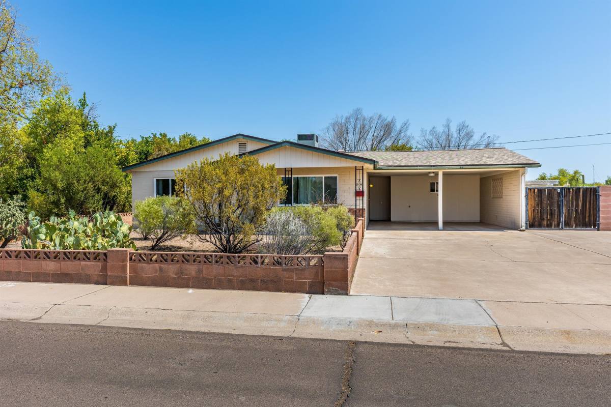 House for rent at 921 W 16th St, Tempe, AZ 85281