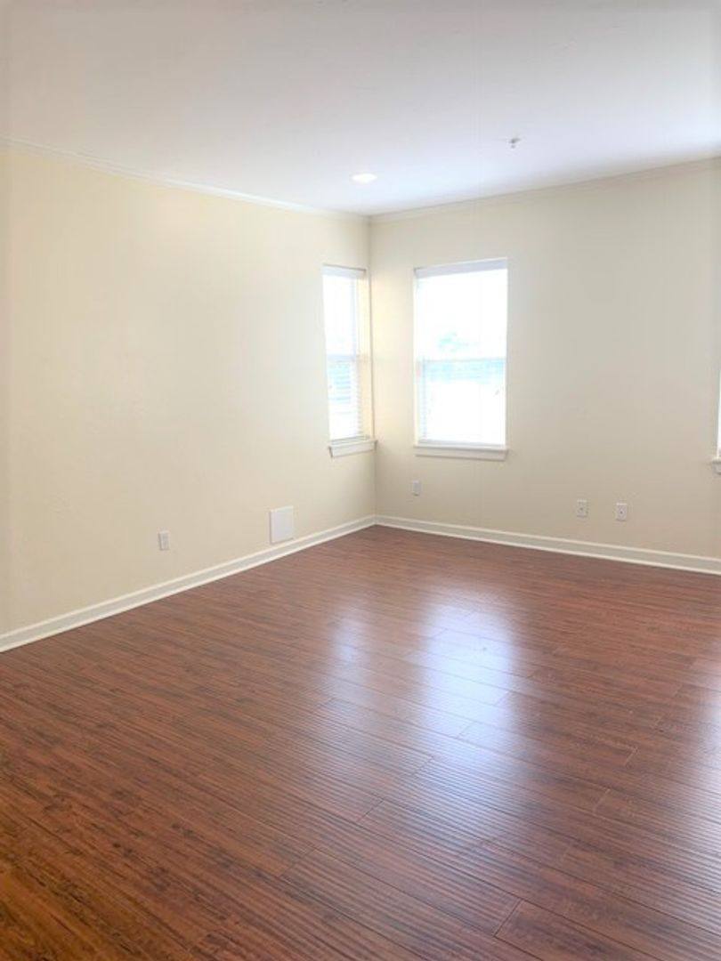 Apartment for rent at 910 NW 13th St, Oklahoma City, OK 73106