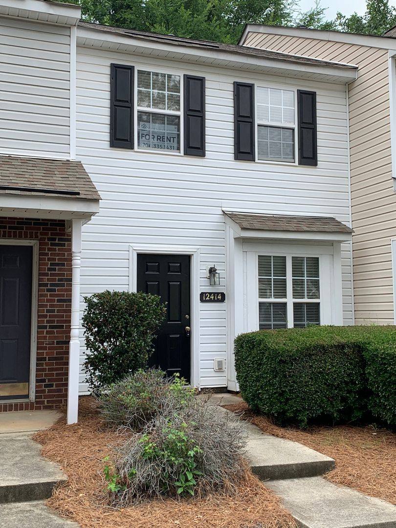 Townhouse for rent at 12414 Bluestem Lane, Charlotte, NC 28277