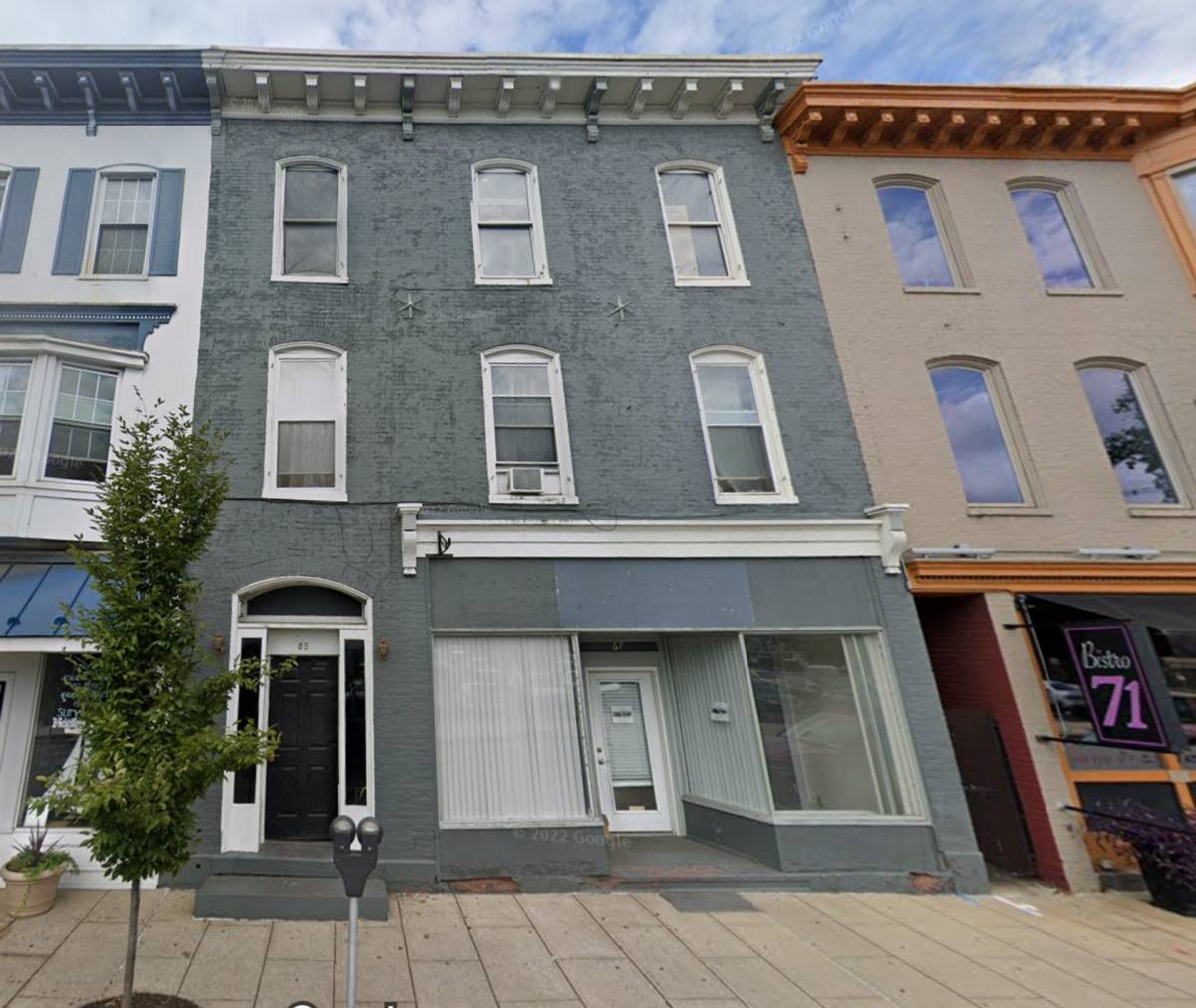 Apartment for rent at 65 N Main St, Chambersburg, PA 17201