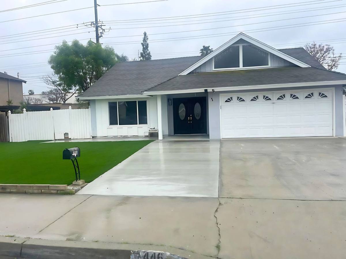 House for rent at 446 Annette Place, Corona, CA 92879