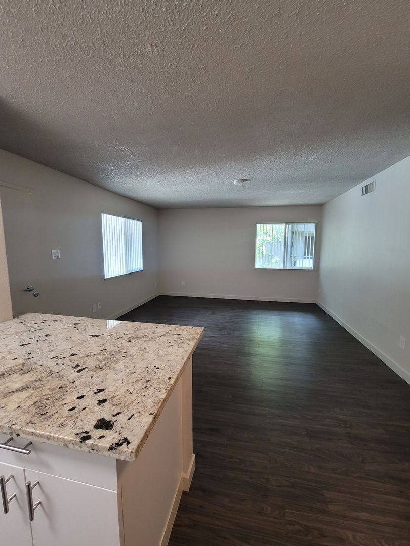 Apartment for rent at 1255 University Ave, Sacramento, CA 95825