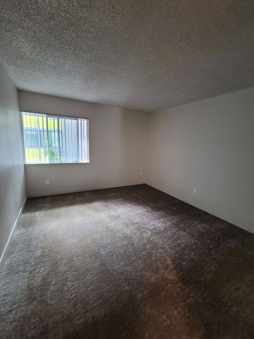 Apartment for rent at 1255 University Ave, Sacramento, CA 95825