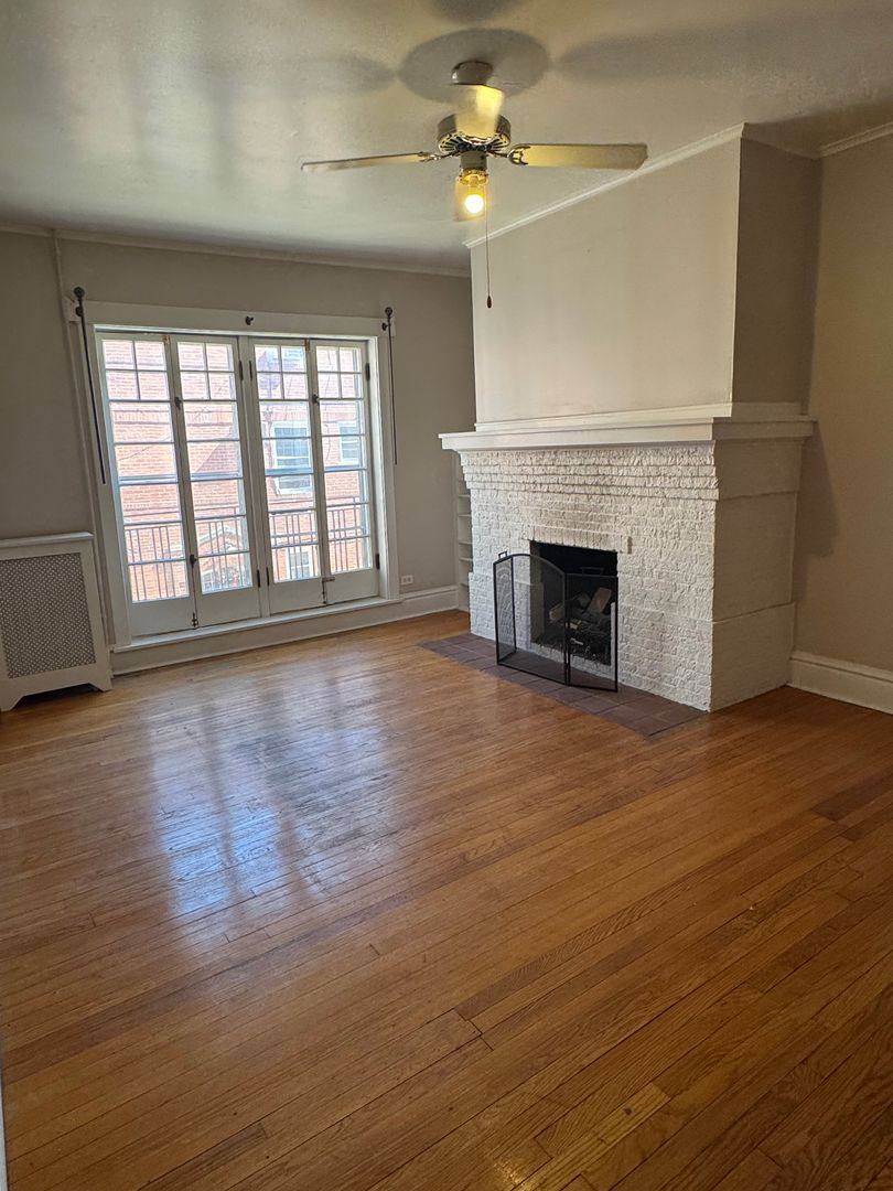 Apartment for rent at 201 W, 17th St, Dubuque, IA 52001