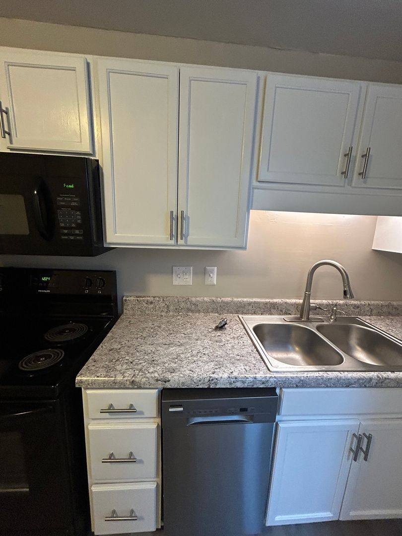 Apartment for rent at 7569 Faraday Place, Fayetteville, NC 28303