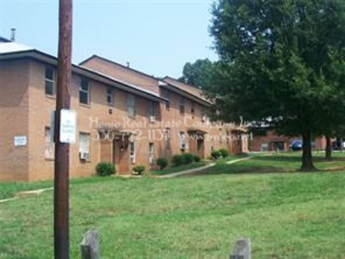 Apartment for rent at 609 W 23rd St, Winston Salem, NC 27105