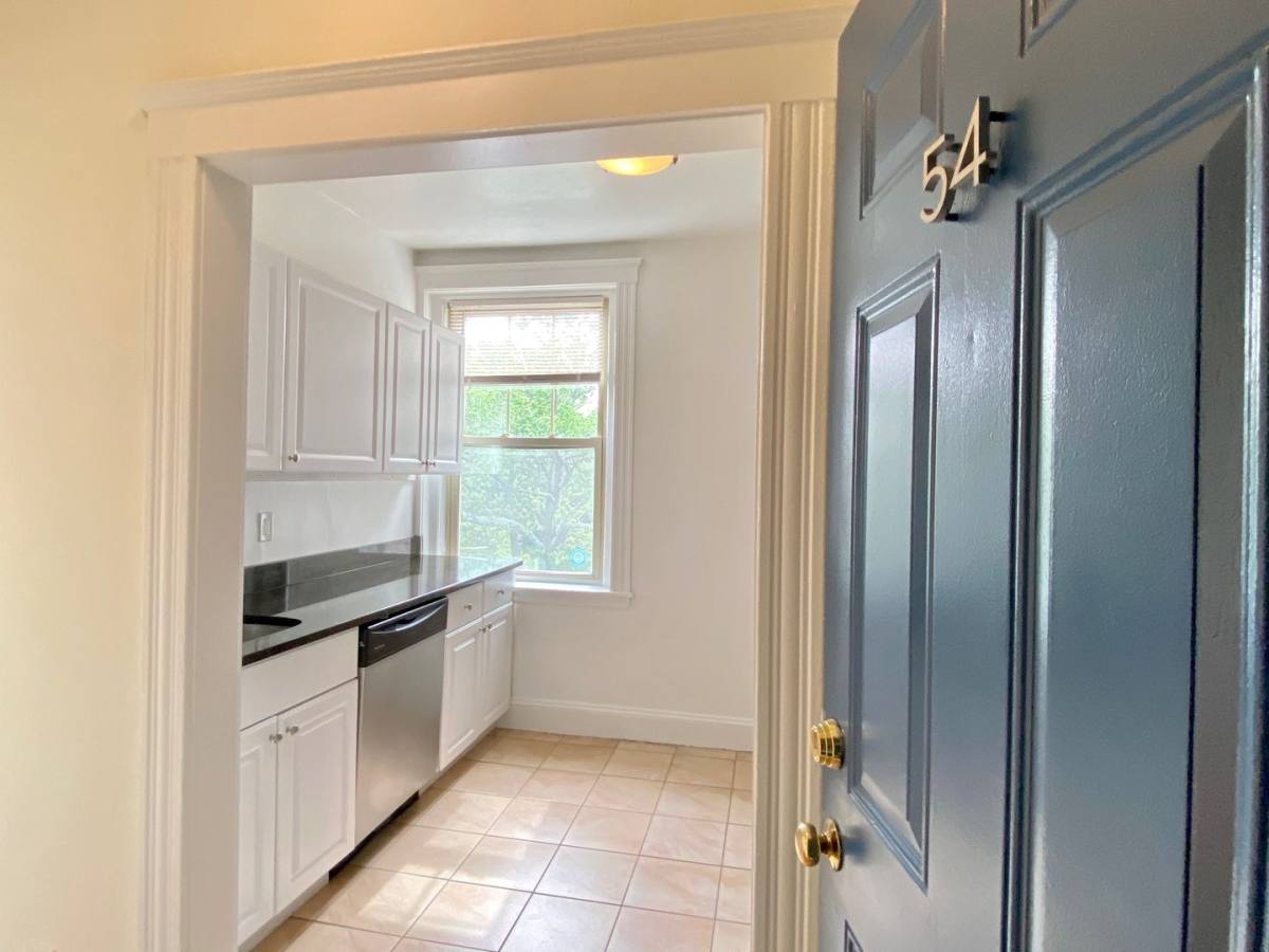 House for rent at 1838 Commonwealth Ave #5D, Brighton, MA 02135