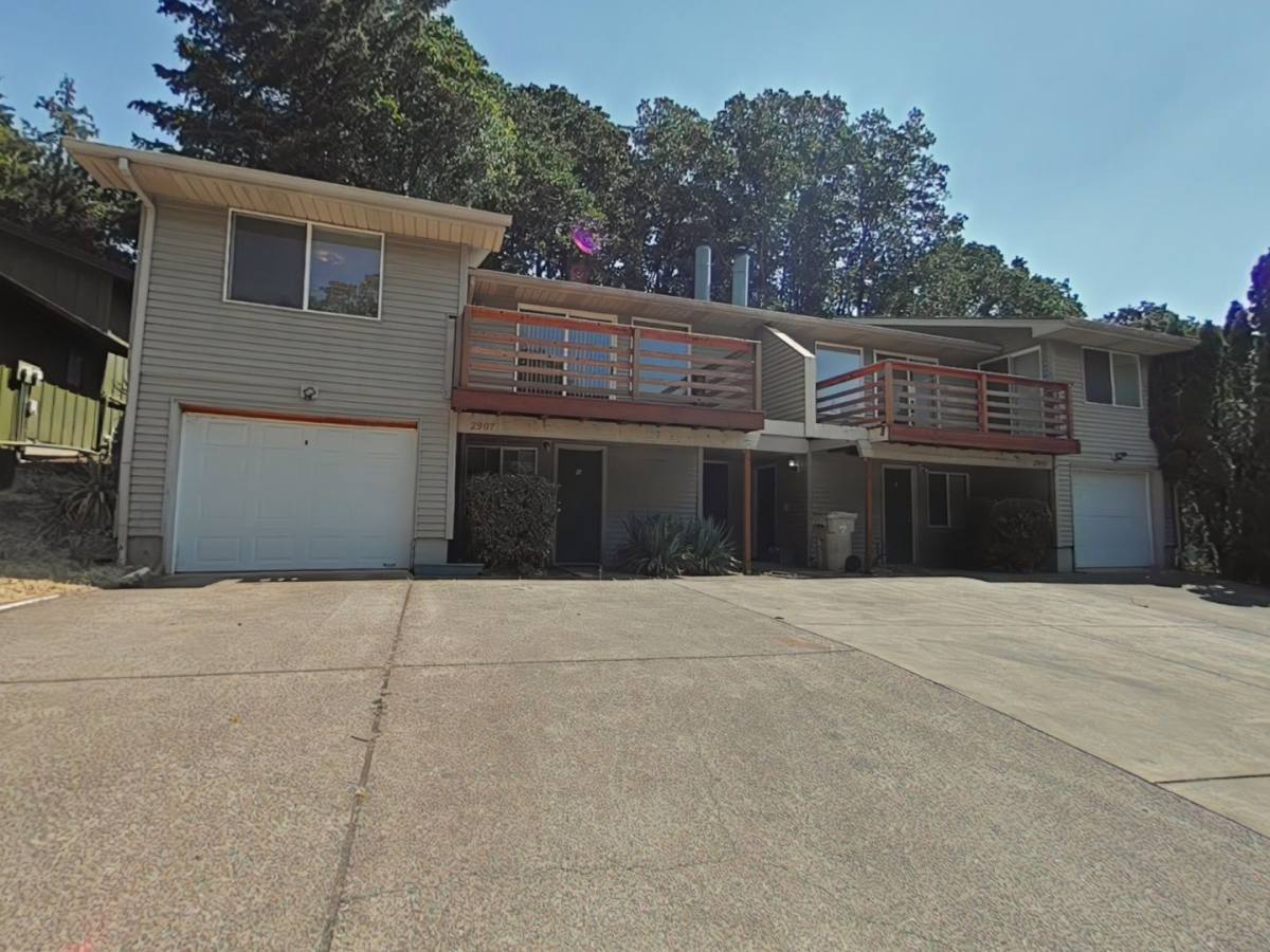 Apartment for rent at 2905 & 2907 NW Glenridge, Corvallis, OR 97330
