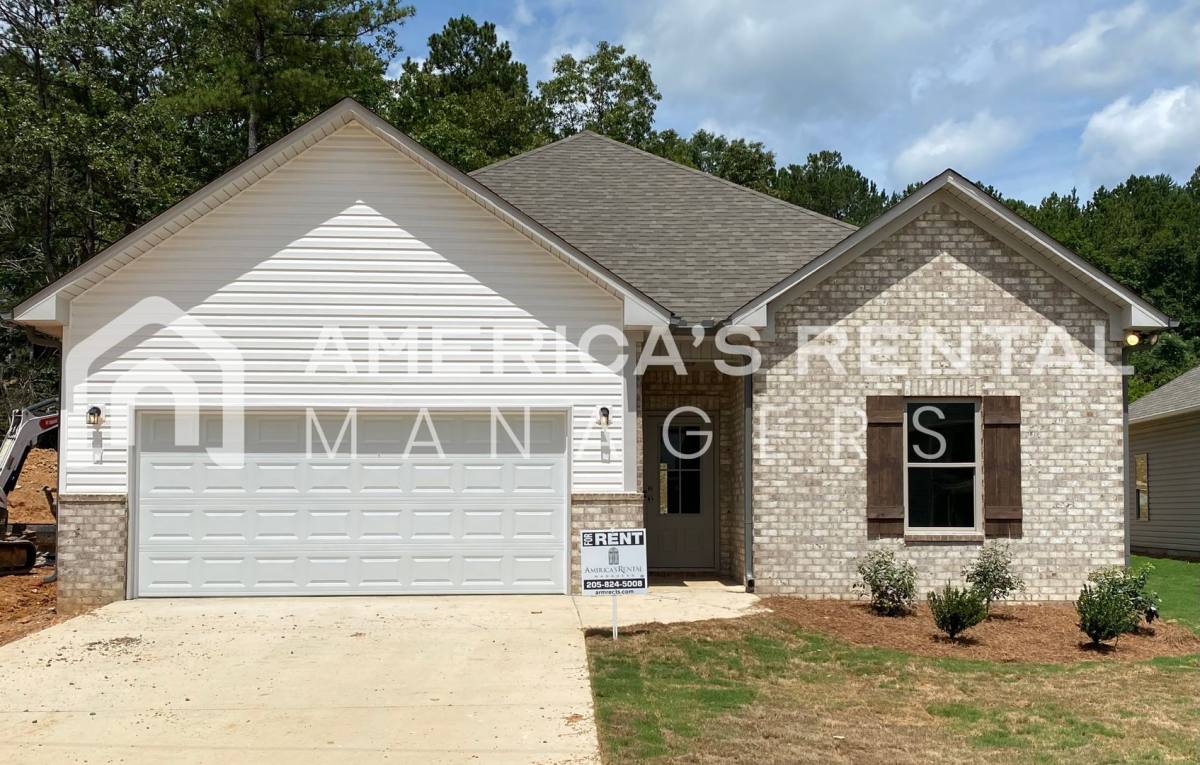 House for rent at 1400 Brookhaven Dr, Odenville, AL 35120