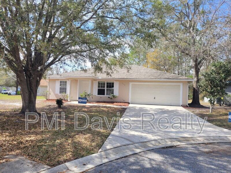 House for rent at 3762 Lauren Oak Lane, Jacksonville, FL 32221