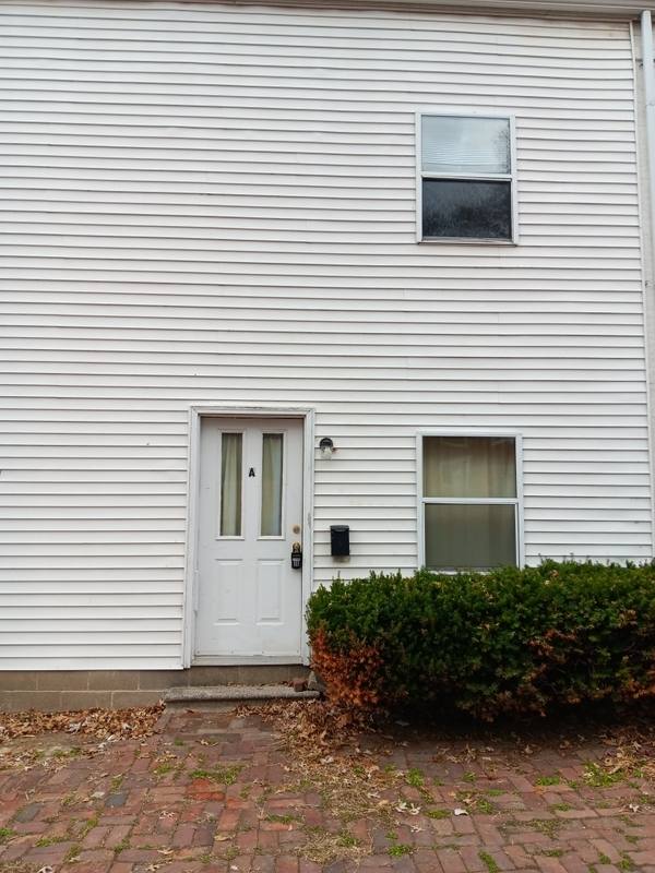 Apartment for rent at 511 Abend St #A, Belleville, IL 62220