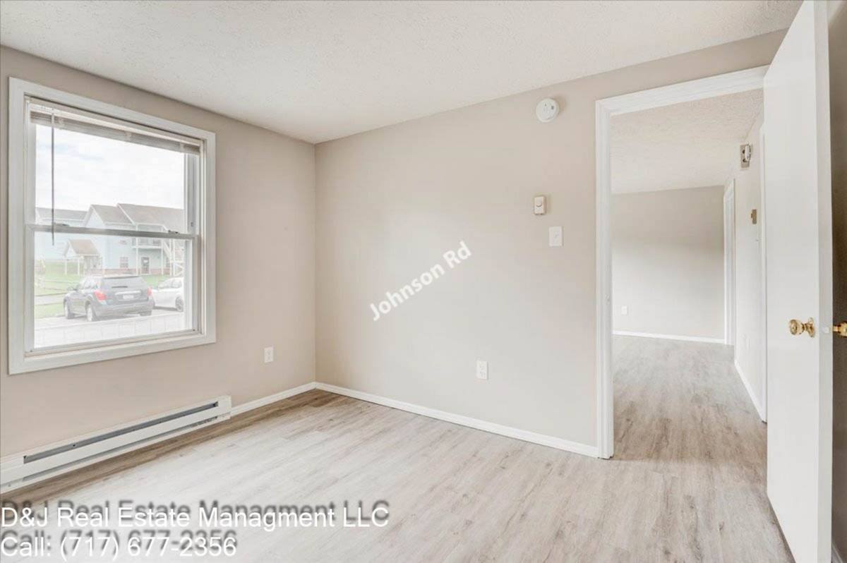 Apartment for rent at 1885 Johnson Rd, Chambersburg, PA 17202