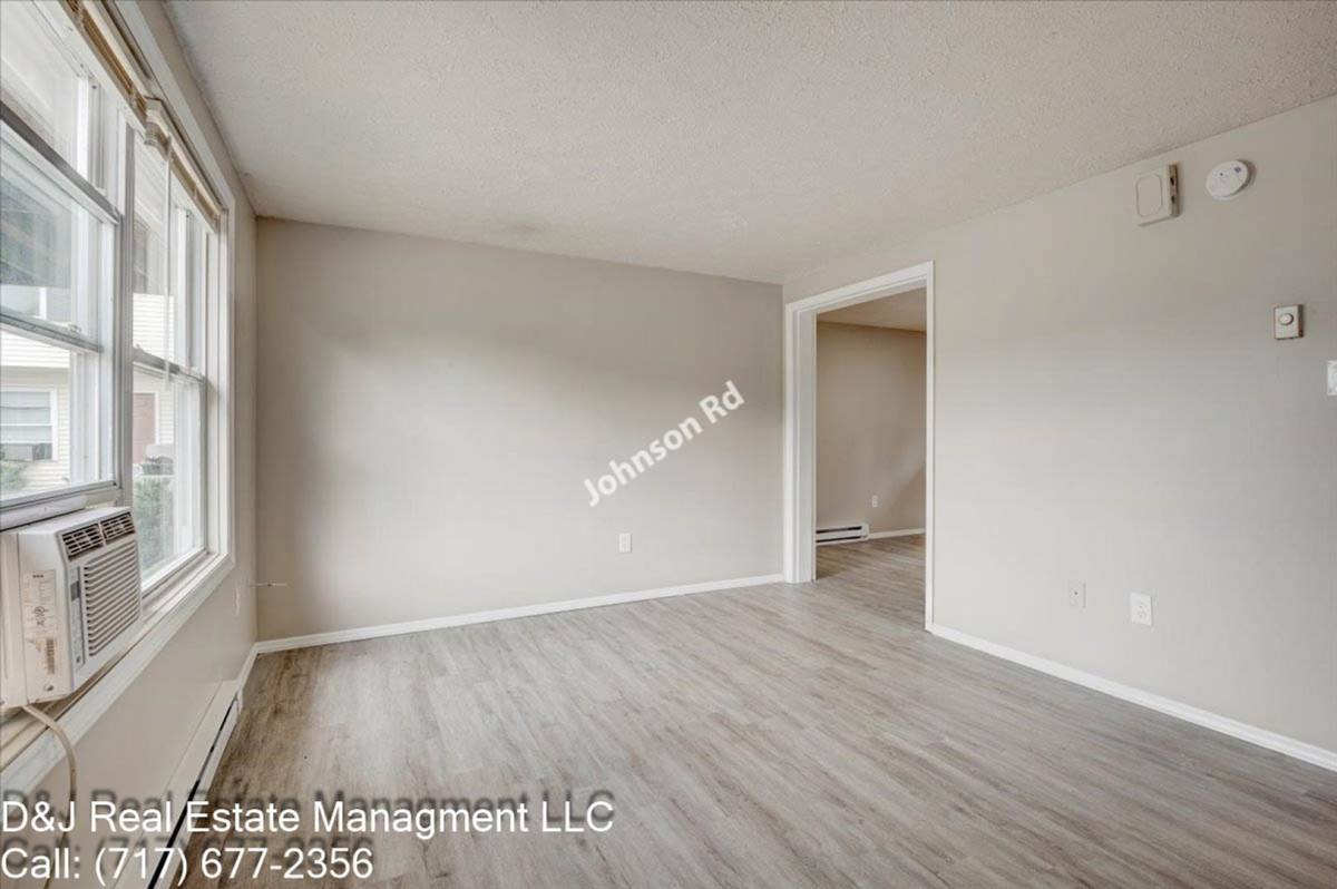 Apartment for rent at 1885 Johnson Rd, Chambersburg, PA 17202