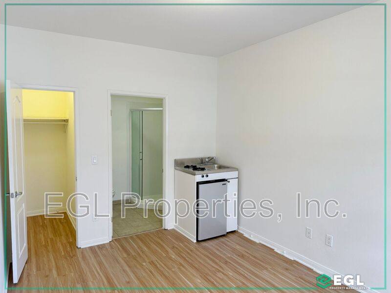 Apartment for rent at 445 S Western Ave #214, Los Angeles, CA 90020