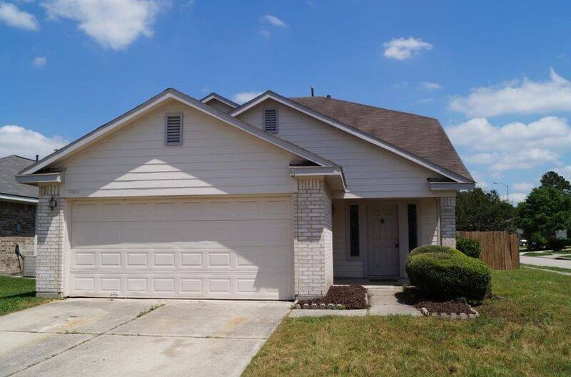 House for rent at 19402 Sandy Woods Dr, Tomball, TX 77375