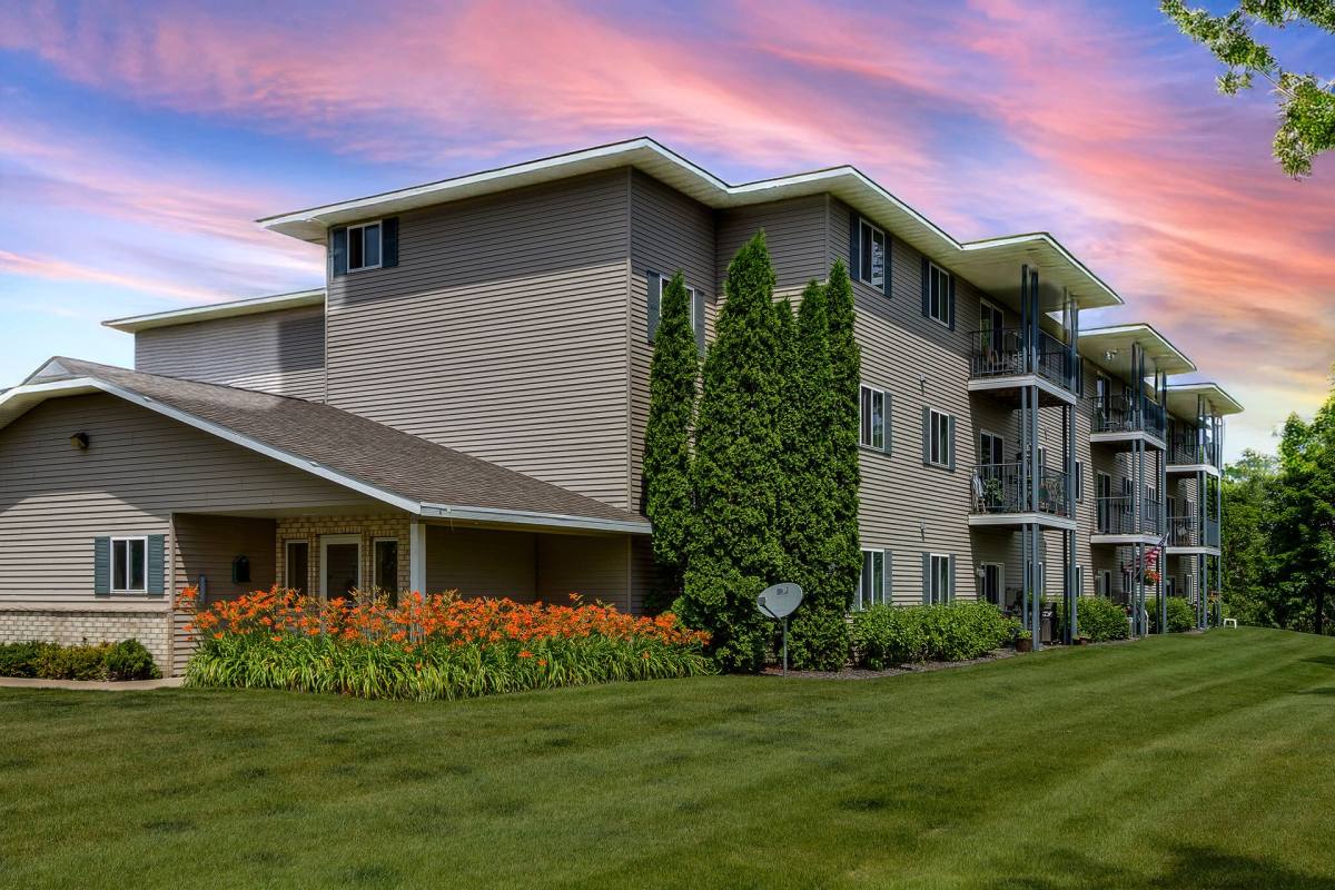 Apartment for rent at 1900-1920 Aspen Dr, Hudson, WI 54016