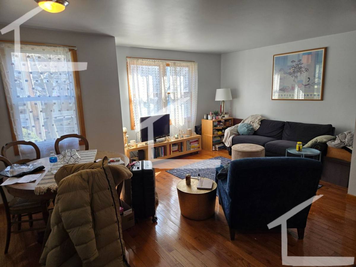 Apartment for rent at 19 Gardner St #2, Allston, MA 02134