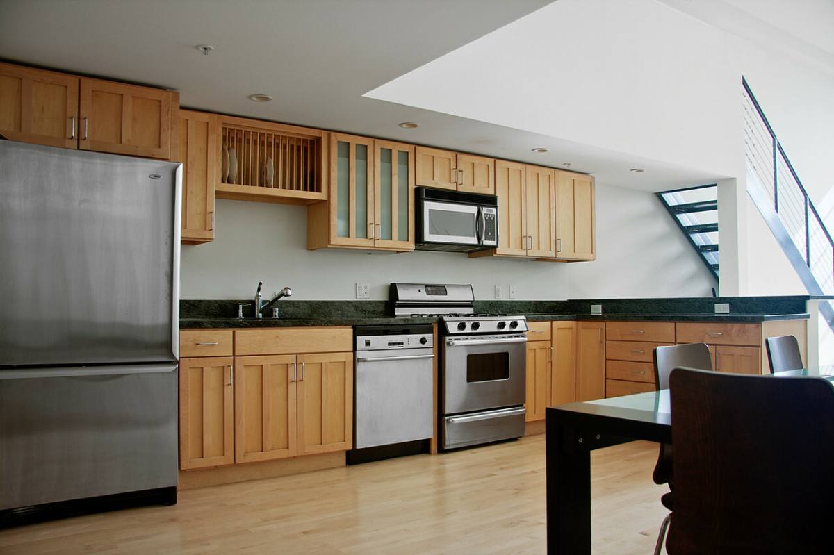 Apartment for rent at 14th St #14, San Francisco, CA 94103