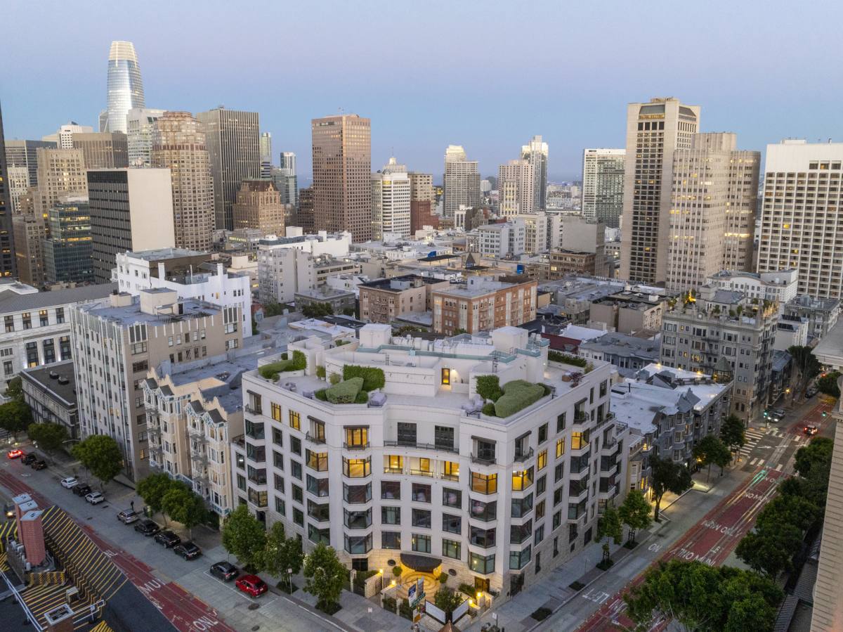 Condo for rent at 875 California St #PH3, San Francisco, CA 94108