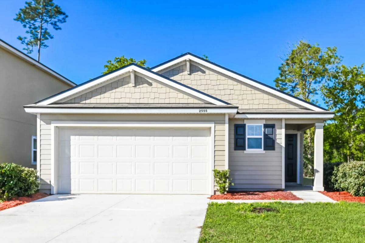 House for rent at 2555 Bear Creek Way, Green Cove Springs, FL 32043