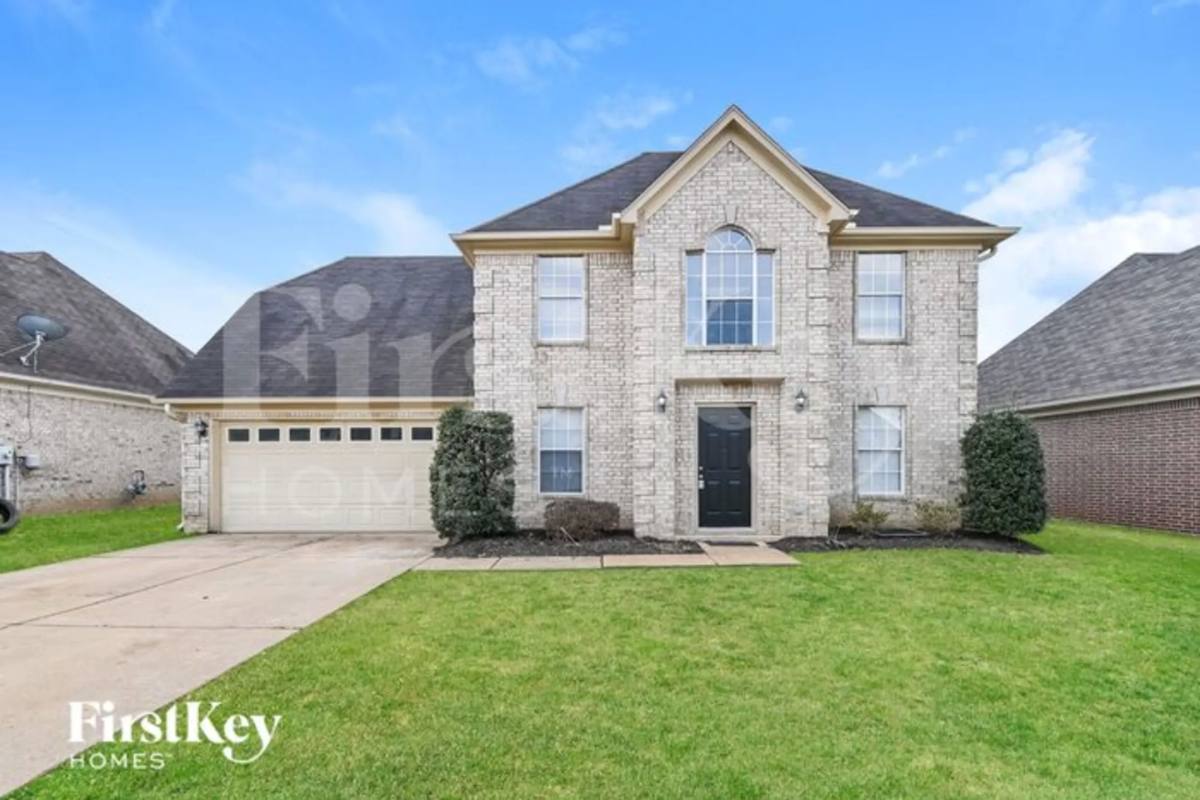 House for rent at 7233 Crape Myrtle Dr, Olive Branch, MS 38654